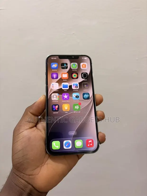 Apple iPhone 12 Pro Max 128 GB Black · Photo 1
