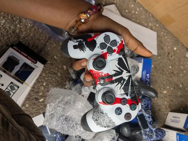 Ps4 Wireless Controller · Photo 1
