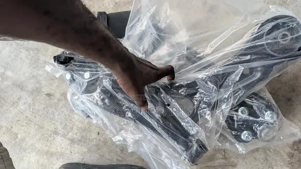 Hyundai Tucson/ Sportage/ Sonata 2016,2027,2018,2019,2020 Lower Arm · Photo 1