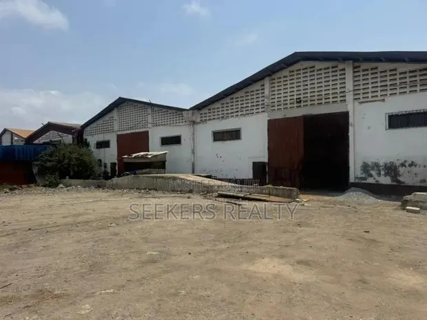 Warehouse for Rent at Dzorwulu · Photo 1