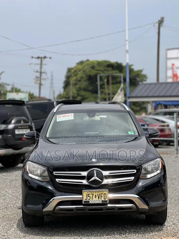 Mercedes-Benz GLC-Class 2017 Black · Photo 1