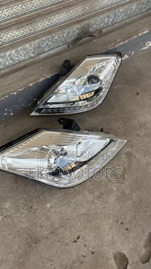 SsangYong Rexton 3 Headlight 2012,2013,2014,2015,2016,2017,2018 · Photo 1