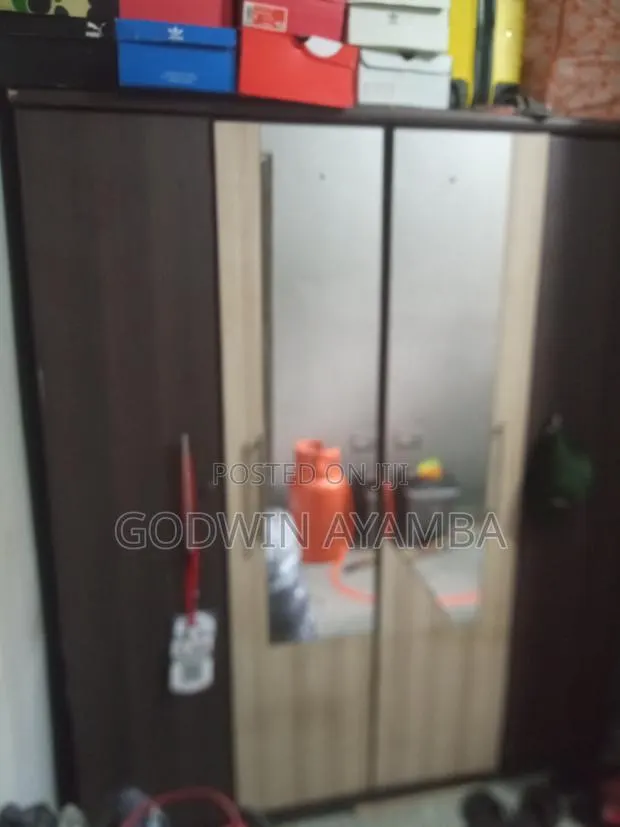 Big Wardrobe · Photo 1