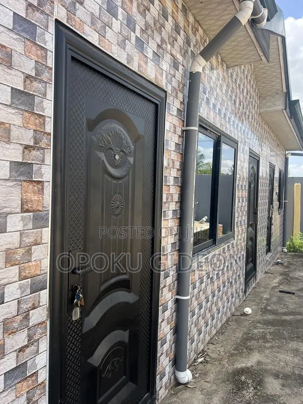 1bdrm Room & Parlour in Oduman, Manhean for rent