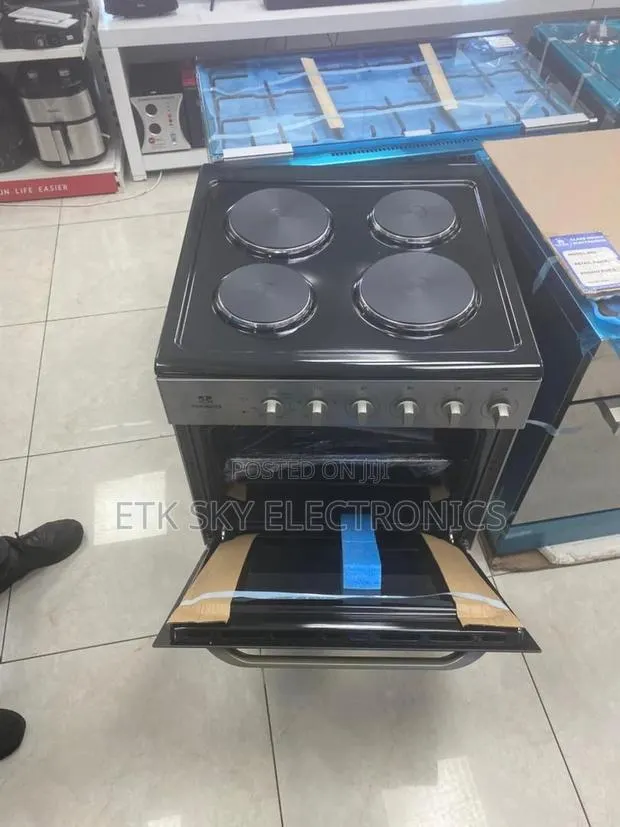 Quality Nasco 4 Burner Electric Gas Cooker · Photo 1