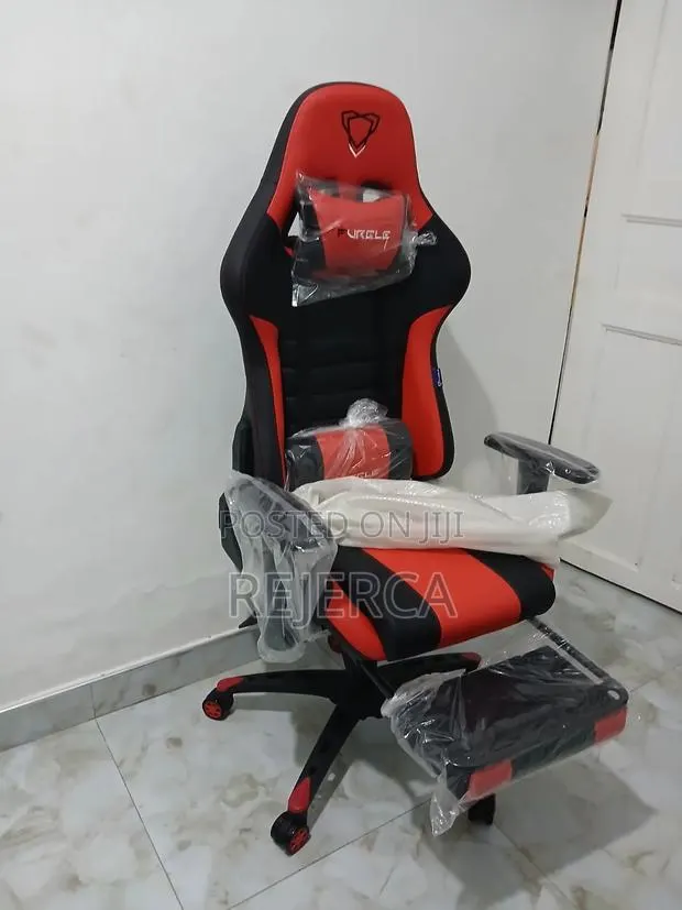 Aadjustable Gaming Chair · Photo 1