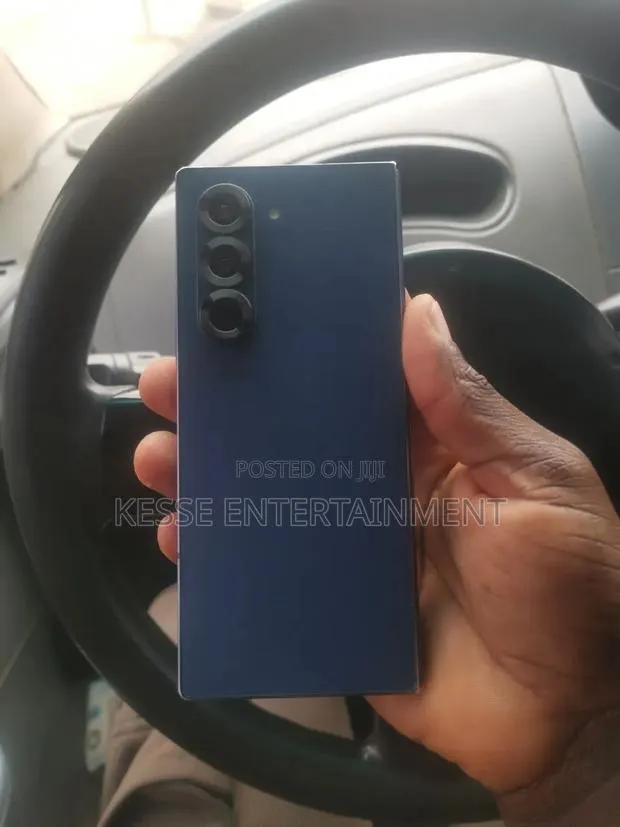 Samsung Galaxy Z Fold6 256 GB Blue · Photo 1