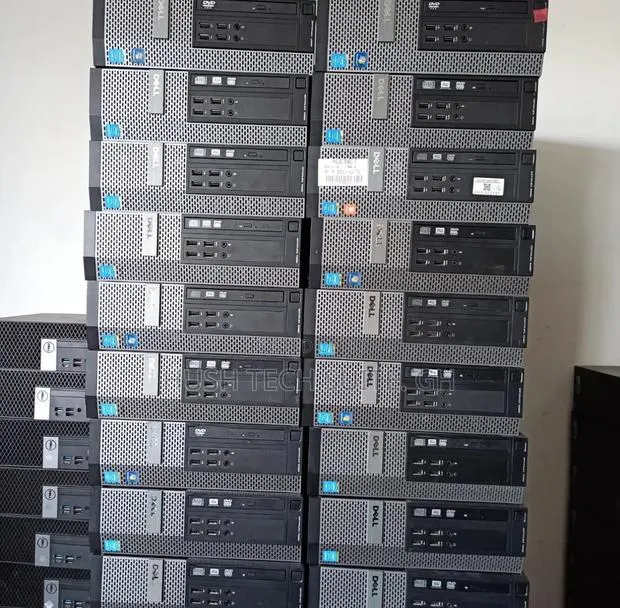Desktop Computer Dell OptiPlex 3090 4GB Intel Core i5 HDD 500GB · Photo 1