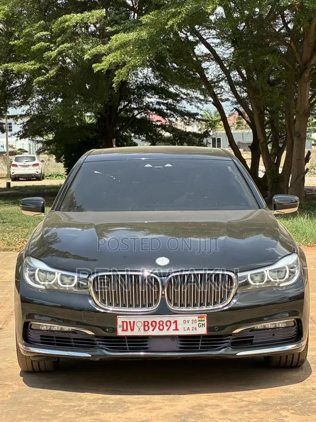 BMW 740 2017 Black · Photo 1