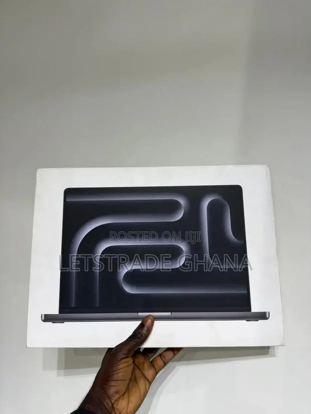 New Laptop Apple MacBook Pro 2025 M5 16GB Apple M5 Pro SSD 1T · Photo 1