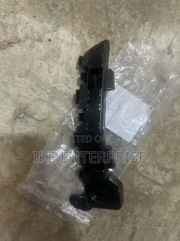 Honda CRV Bumper Locker 2013,2014,2015,2016 · Photo 1