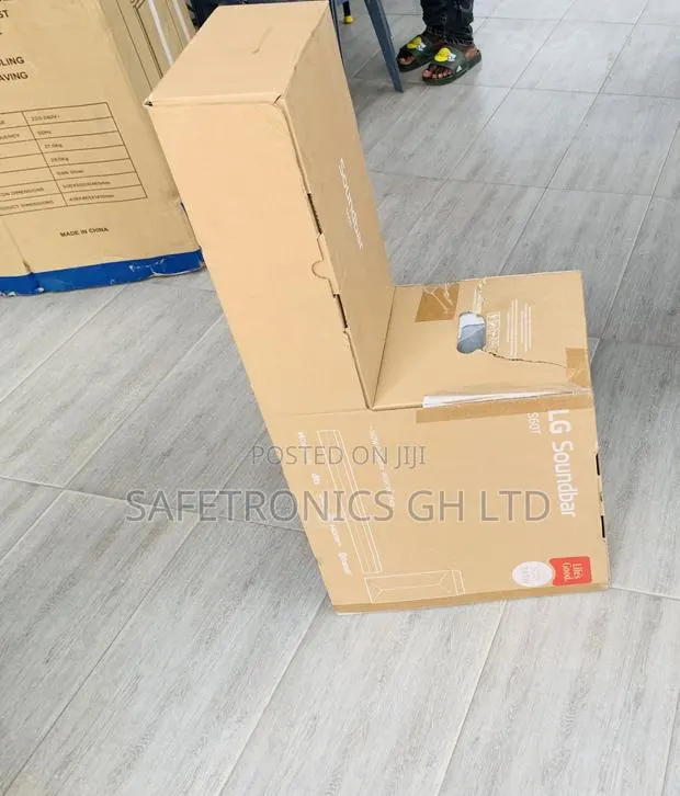 High Quality << Black LG 340 Watts Bluetooth 3.1ch S60T Soundbar · Photo 1