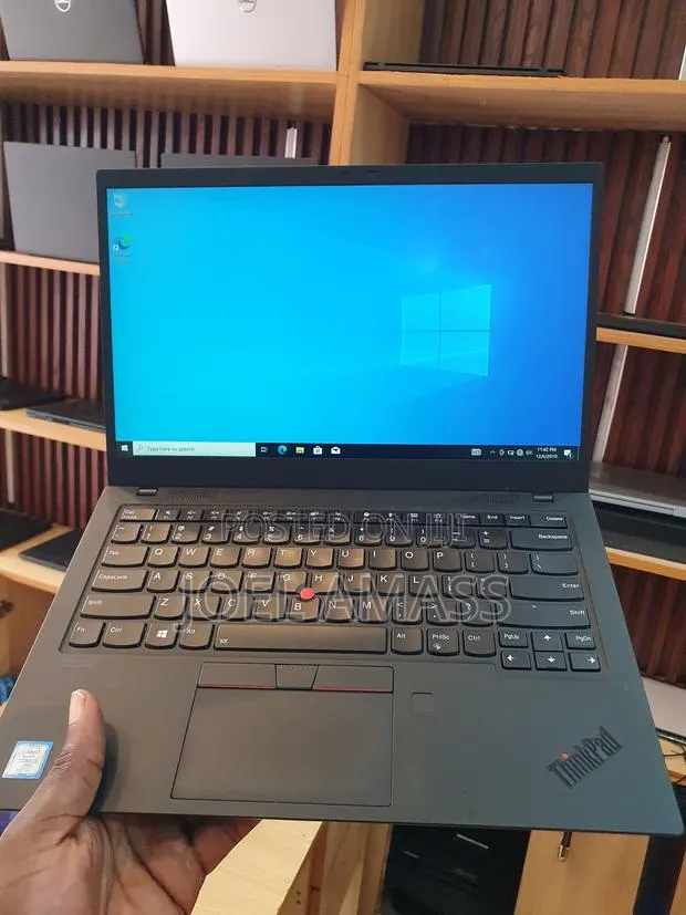 Laptop Lenovo ThinkPad X1 Carbon 8GB Intel Core i5 SSD 256GB · Photo 1