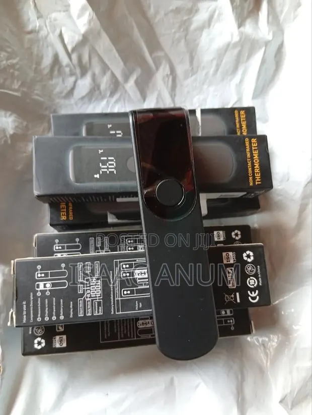 Infrared Digital Forehead Thermometer · Photo 1