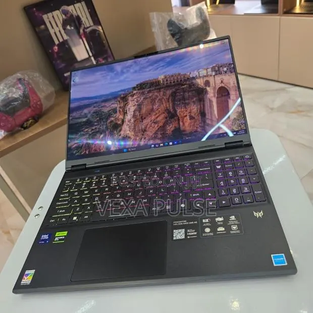 Laptop Acer Predator Helios Neo 16 16GB Intel Core Ultra 9 SSD 1T · Photo 1