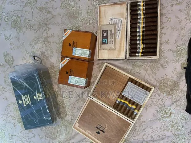 Cuban Maduros Cigars · Photo 1