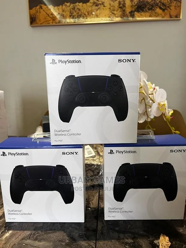 Ps5 Pad Black Colour Sealed · Photo 1