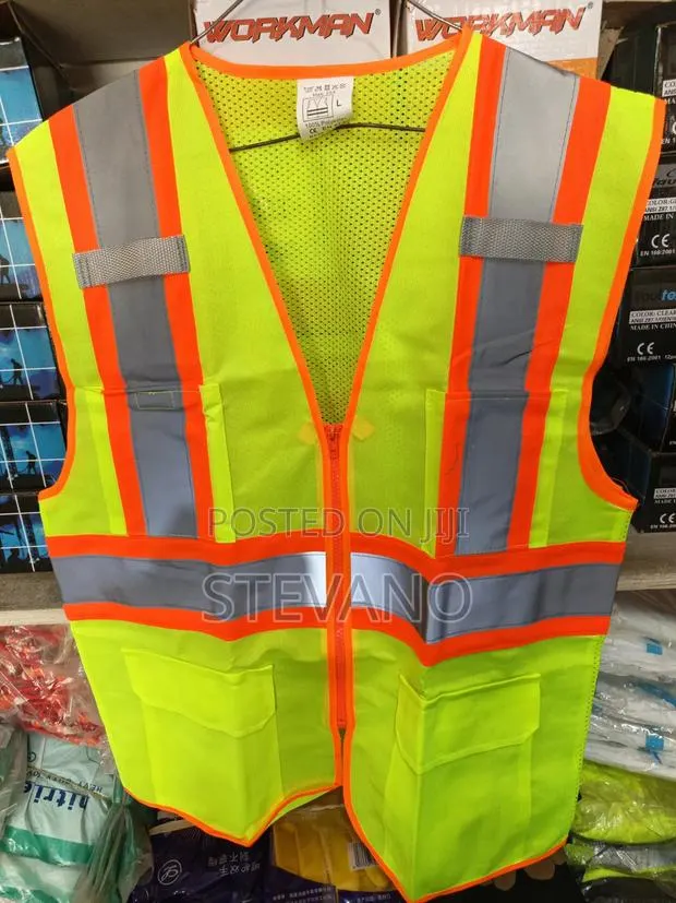 4 Pocket Executive Vest · Photo 1