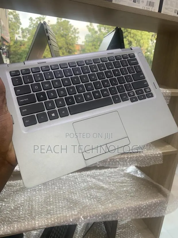 Laptop Dell Latitude 5310 8GB Intel Core i5 SSD 256GB · Photo 1