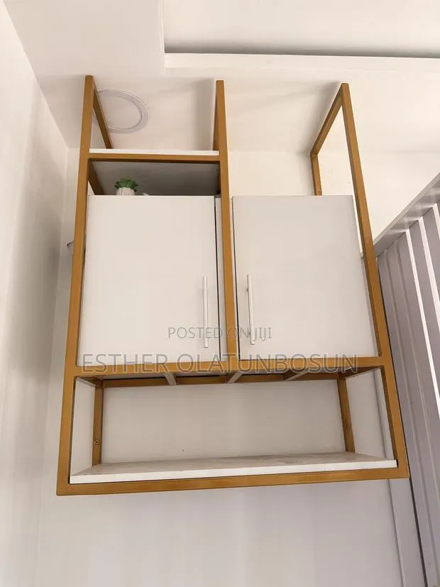 Cabinet / Shelve Storage · Photo 1