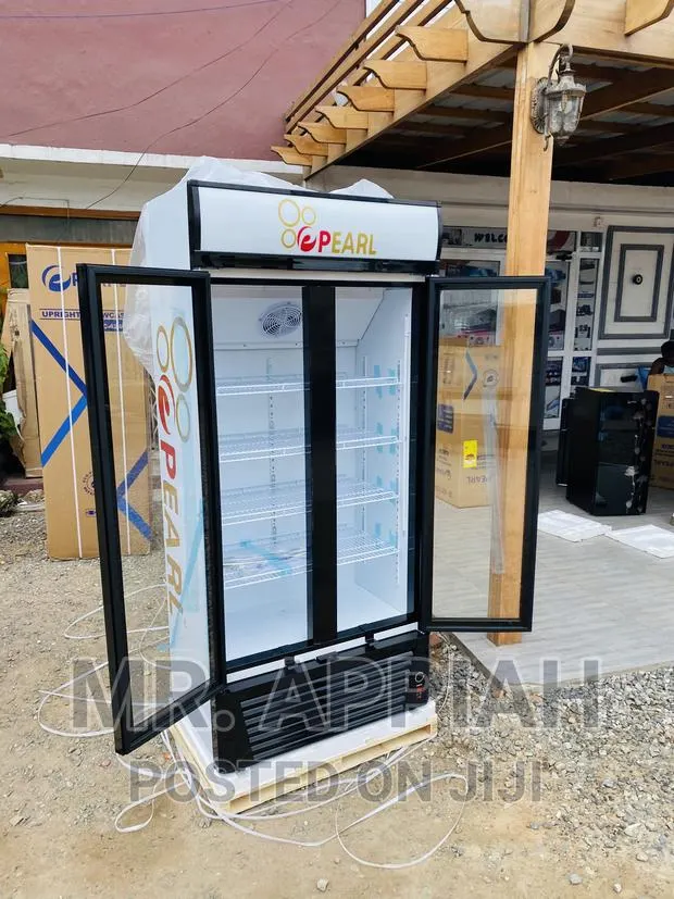 Fast Chilling Pearl Double Door Display Fridge(PVC 622-2b). · Photo 1