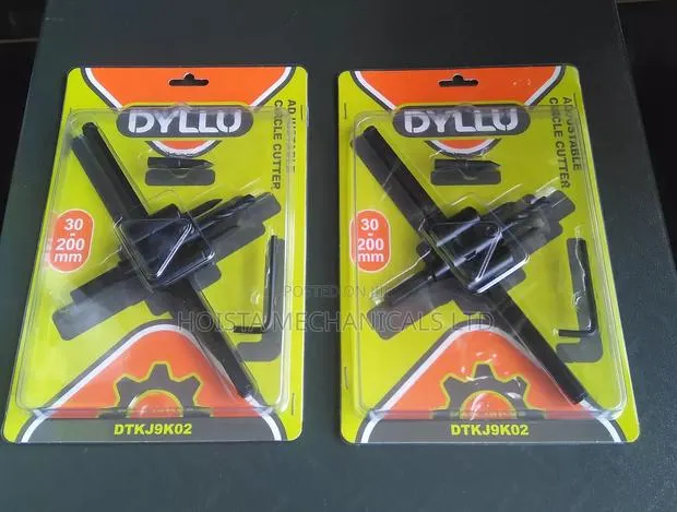 Adjustable Circle Cutter · Photo 2