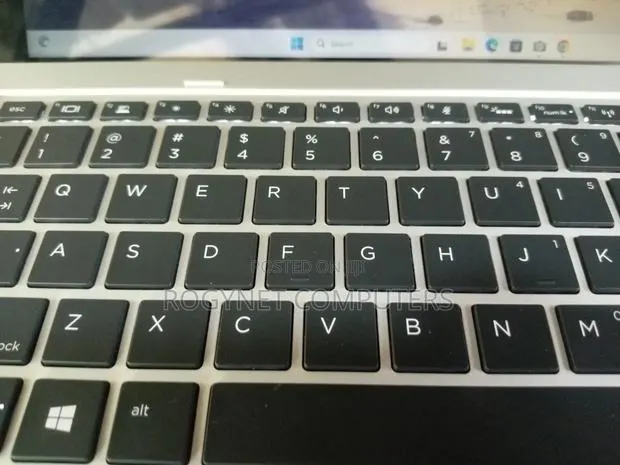 Laptop HP Elite x2 1013 G3 8GB Intel Core i5 SSD 256GB · Photo 1
