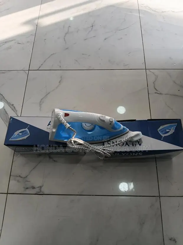 Ailyons Iron 1300w- Low Power, SuperHot · Photo 1
