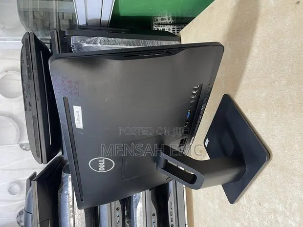 Desktop Computer Dell 4GB Intel Core i3 SSD 500GB · Photo 1