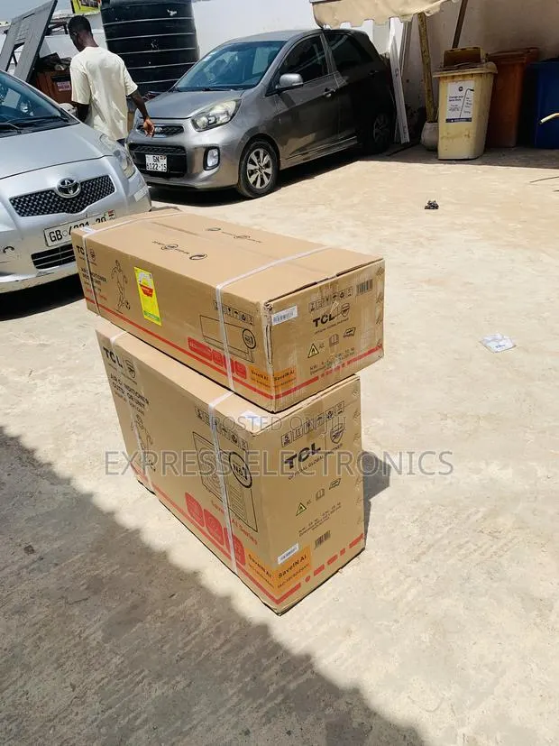Ultra Modern Sleek White Air Conditioner Split Inverter 1.5hp · Photo 1