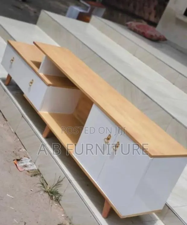 6 Feet TV Stand · Photo 1