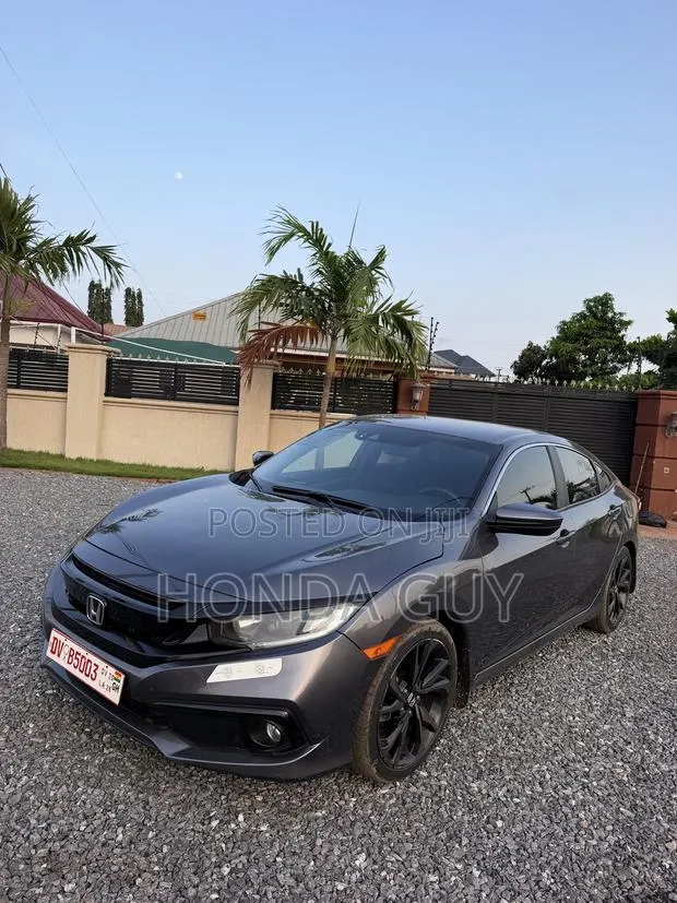 Honda Civic Sport Sedan 2019 Gray · Photo 1
