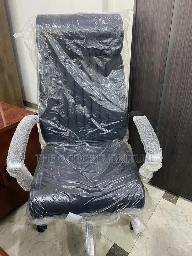 Executive Office Chair · Photo 1