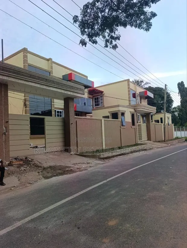 4bdrm House in Tesano Papaye for rent · Photo 1