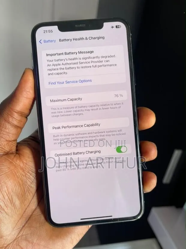 Apple iPhone 11 Pro Max 256 GB Green · Photo 1