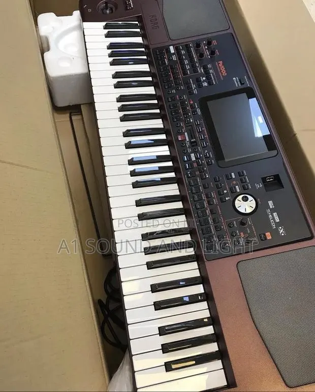KORG PA1000 Arranger Workstation + Free Bag · Photo 1