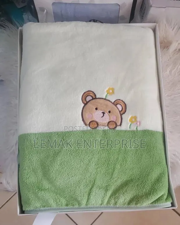 Kids Towels for All Ages. 100 Percent Cotton. Size 28"×56" · Photo 4