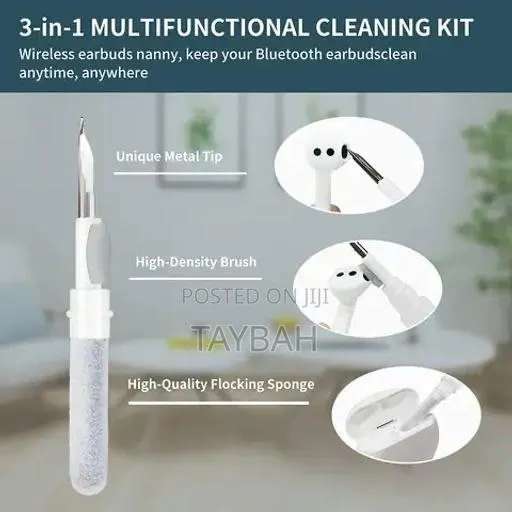 Earpiece and Earbud Cleaner · Photo 1
