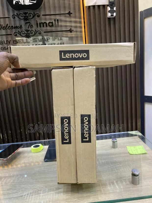 New Laptop Lenovo ThinkBook 14s Gen 2 8GB AMD Ryzen SSD 256GB · Photo 1