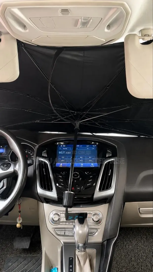 Car Windshield Umbrella Sun Shade · Photo 1