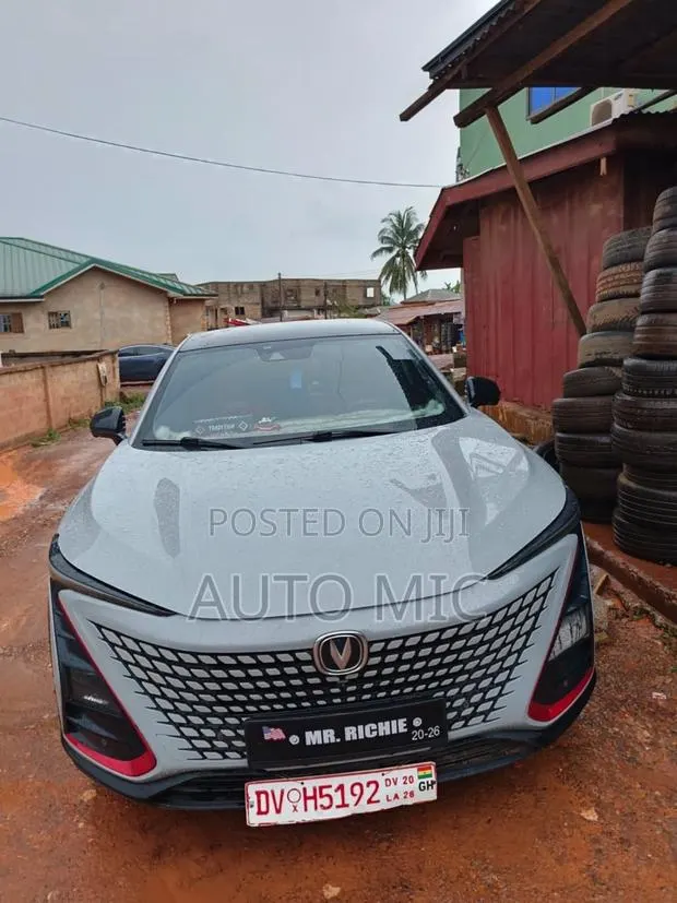 Changan UNI-T 1.5 FWD 2020 Gray · Photo 1