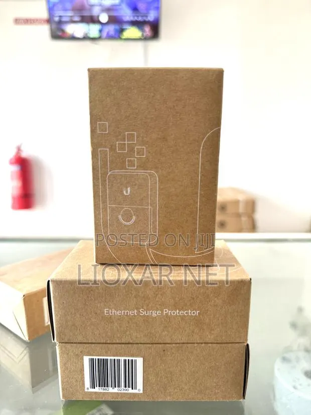 Ubiquiti Eth-Sp-G2 2.5gbe 10ka Poe Ethernet Surge Protector · Photo 1