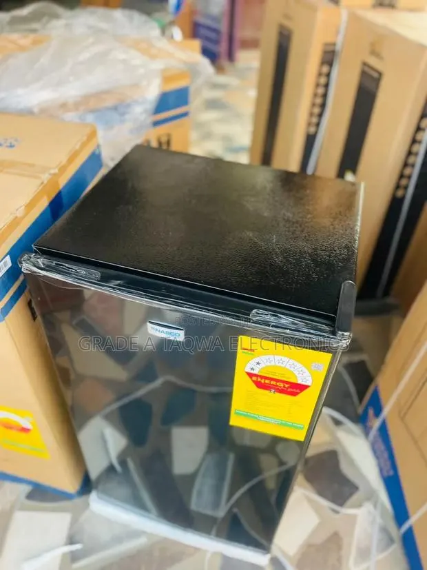 Fabulous Nasco in Balck 90L Single-Door Table Top Refrigerator · Photo 1