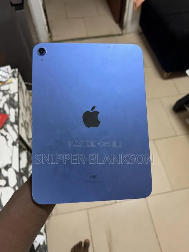 Apple iPad 10.2 (2021) 64 GB Blue · Photo 1