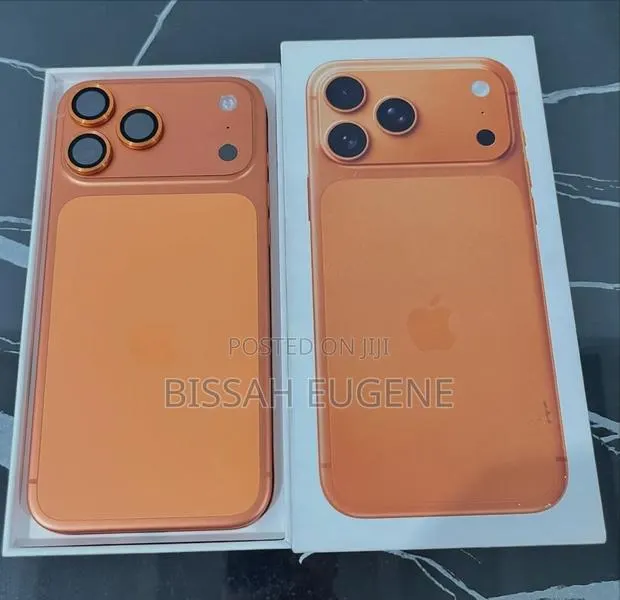 Apple iPhone 17 Pro Max 512 GB Orange · Photo 1