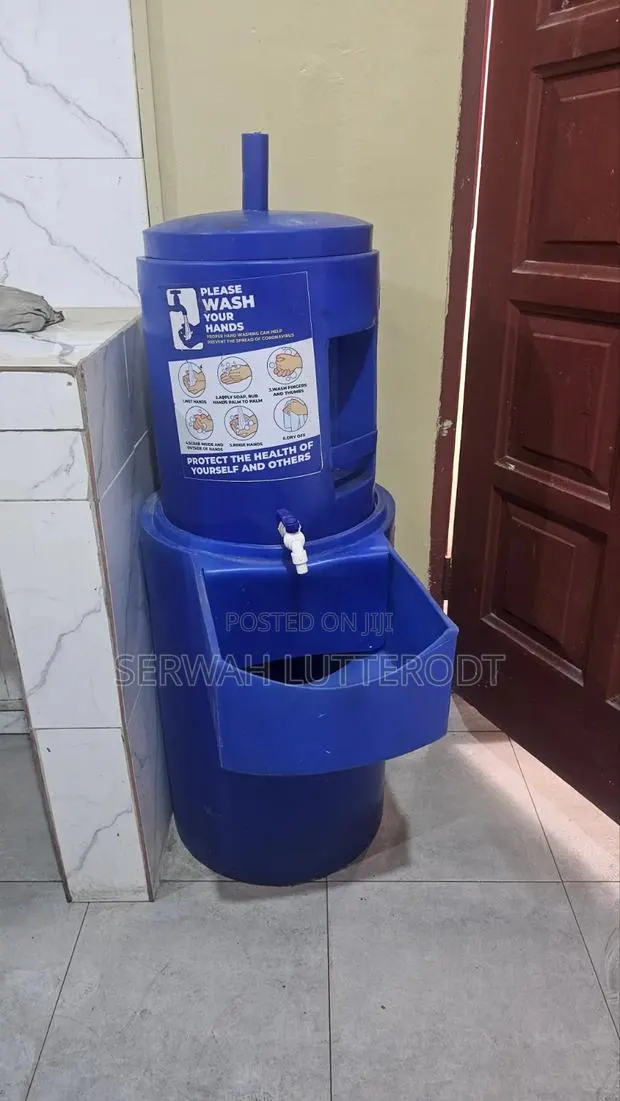 Large Hand Washing Victoria Bucket · Photo 1