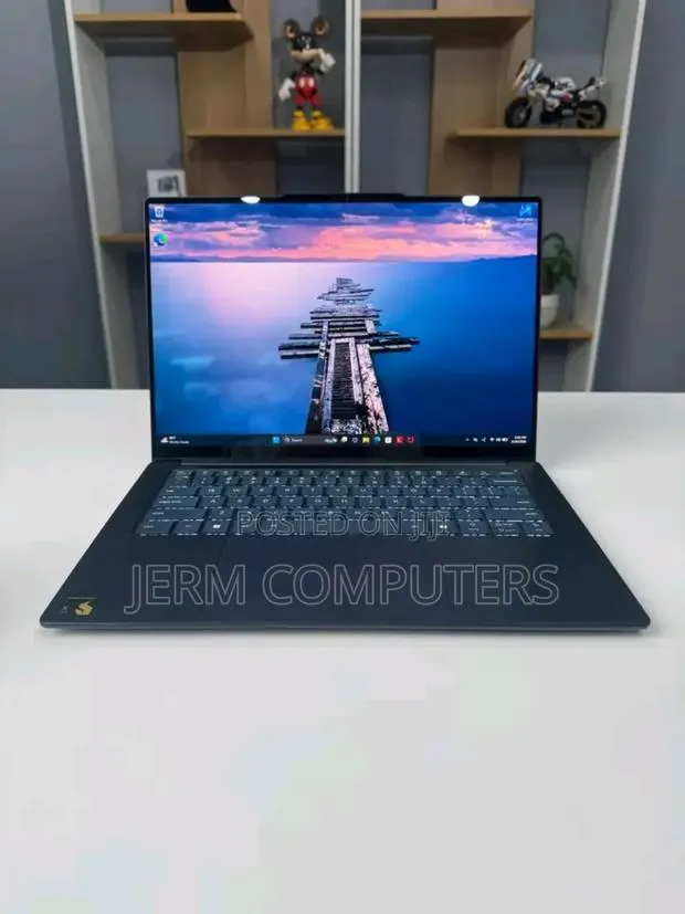 New Laptop Lenovo Legion 5i 16GB Qualcomm Snapdragon X Elite SSD 512GB · Photo 1