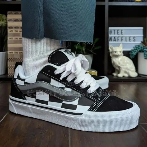 Vans Knu Skool Mega · Photo 1