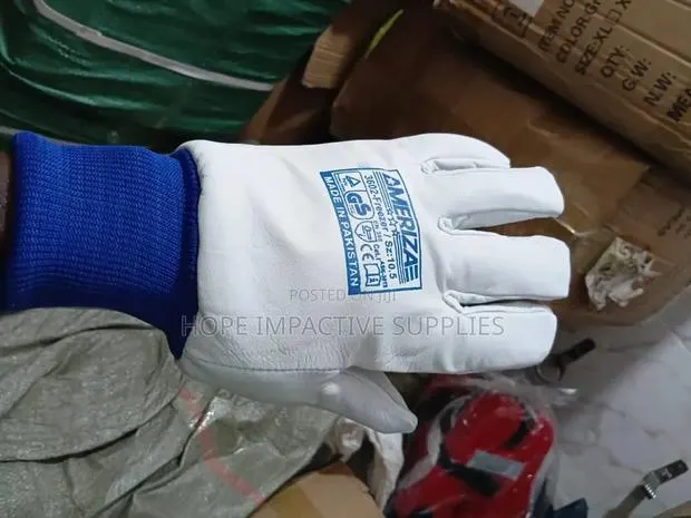 Quality Cold Room Gloves. (Freezer Gloves) · Photo 1