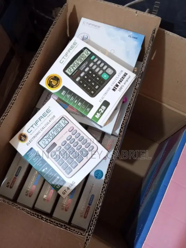 12 Digit Electronics Calculators · Photo 1